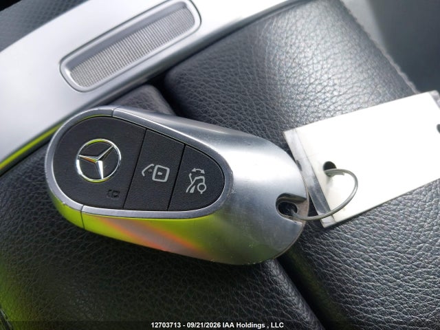 12703713 :رقم المزاد ، W1NKM4HB5RF130675 vin ، 2024 Mercedes-benz Glc 300 4matic مزاد بيع