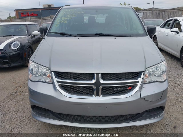 12703747 :رقم المزاد ، 2C4RDGBG0FR592609 vin ، 2015 Dodge Grand Caravan Se مزاد بيع