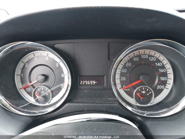 12703747 :رقم المزاد ، 2C4RDGBG0FR592609 vin ، 2015 Dodge Grand Caravan Se مزاد بيع