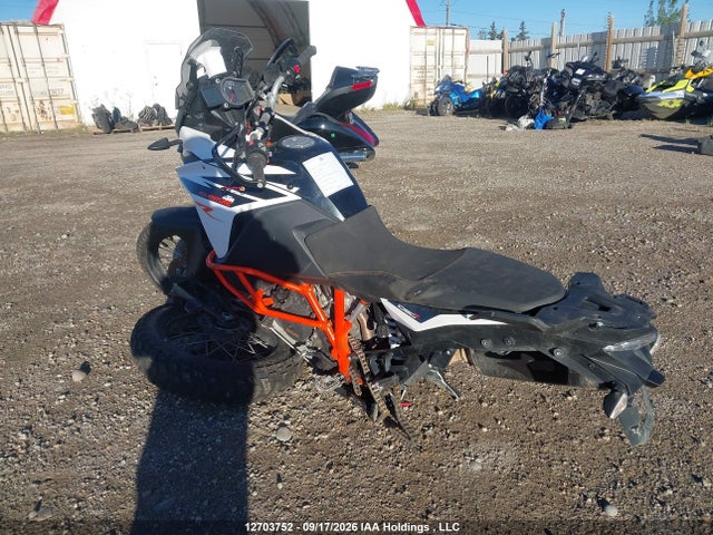 VBKV49408JM985777 KTM 1090 Adventure R