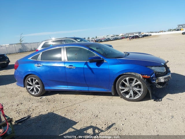 Honda Civic Touring 2019 2HGFC1F97KH103669 Image 14