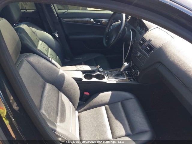 12703795 :رقم المزاد ، WDDGF8FBXAF448433 vin ، 2010 Mercedes-benz C 250 4matic مزاد بيع