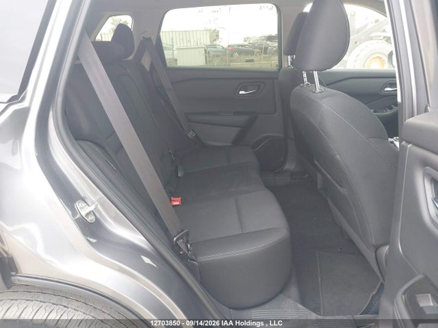 JN8BT3AB5TW096957 Nissan ROGUE S