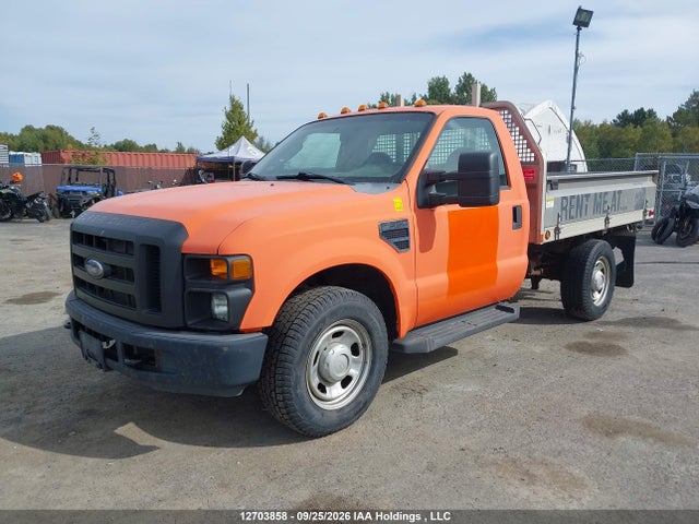12703858 :رقم المزاد ، 1FDWF3E55AEA64937 vin ، 2010 Ford F350 Super Duty مزاد بيع