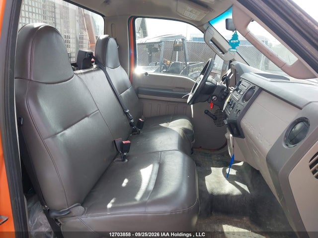 12703858 :رقم المزاد ، 1FDWF3E55AEA64937 vin ، 2010 Ford F350 Super Duty مزاد بيع