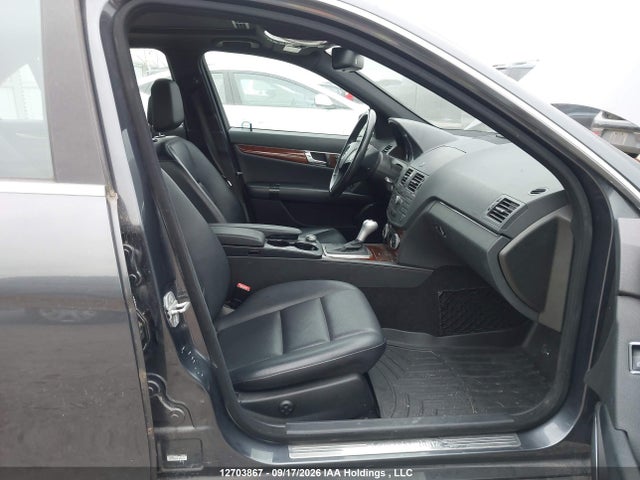 12703867 :رقم المزاد ، WDDGF8BB1AF524191 vin ، 2010 Mercedes-benz C-class مزاد بيع