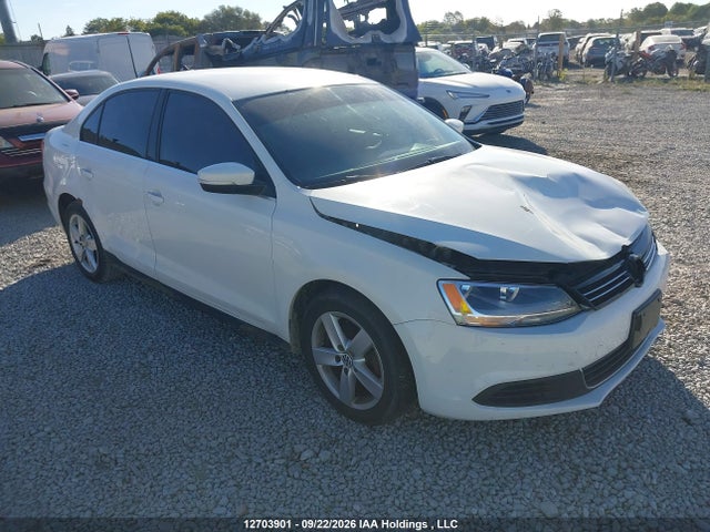 2011 Volkswagen Jetta 2.5l Comfortline/2.5l Sportline მანქანა იყიდება აუქციონზე, vin: 3VWDX7AJXBM017057, აუქციონის ნომერი: 12703901