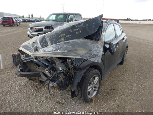 12703911 :رقم المزاد ، KM8K1CAB5NU828452 vin ، 2022 Hyundai Kona Se مزاد بيع