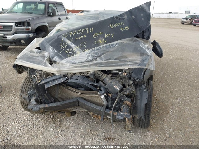 12703911 :رقم المزاد ، KM8K1CAB5NU828452 vin ، 2022 Hyundai Kona Se مزاد بيع
