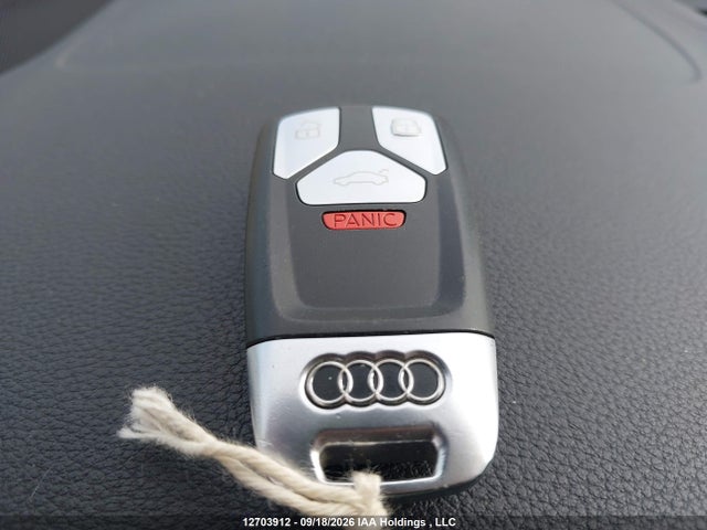 Продажа на аукционе авто 2018 Audi A4 Quattro, vin: WAUBNAF44JN009277, номер лота: 12703912