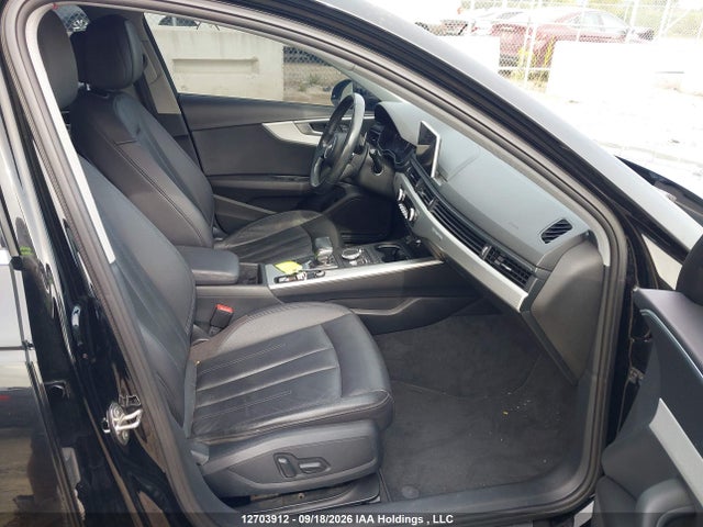 Продажа на аукционе авто 2018 Audi A4 Quattro, vin: WAUBNAF44JN009277, номер лота: 12703912