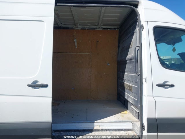 Продажа на аукционе авто 2017 Mercedes-benz Sprinter 2500, vin: WD3BE7CD0HP576766, номер лота: 12703921