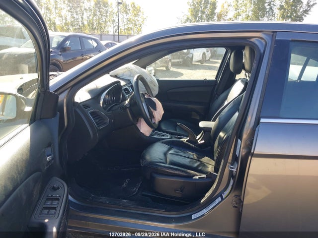 2013 Chrysler 200 Limited მანქანა იყიდება აუქციონზე, vin: 1C3CCBCB2DN669073, აუქციონის ნომერი: 12703926