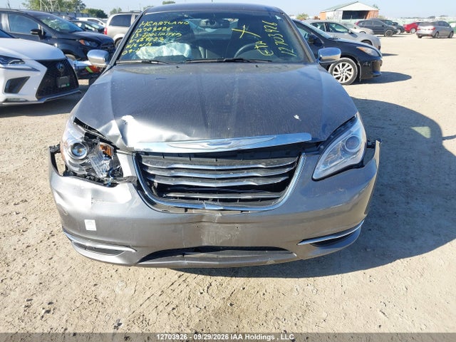 2013 Chrysler 200 Limited მანქანა იყიდება აუქციონზე, vin: 1C3CCBCB2DN669073, აუქციონის ნომერი: 12703926