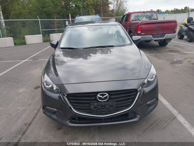 12703932 :رقم المزاد ، JM1BN1L76J1184090 vin ، 2018 Mazda Mazda3 50th Anniversary Edition/gs مزاد بيع