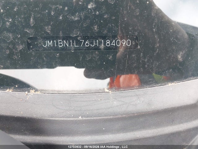 12703932 :رقم المزاد ، JM1BN1L76J1184090 vin ، 2018 Mazda Mazda3 50th Anniversary Edition/gs مزاد بيع
