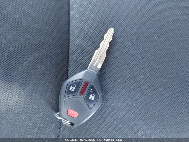 12703947 :رقم المزاد ، 4A4AJ3AU8FE608955 vin ، 2015 Mitsubishi Rvr Se مزاد بيع