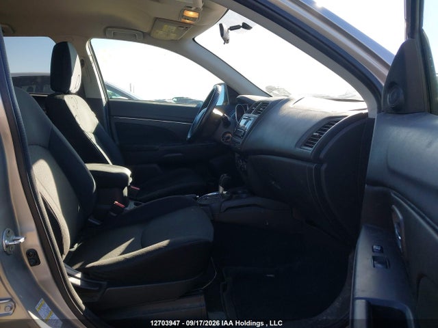 12703947 :رقم المزاد ، 4A4AJ3AU8FE608955 vin ، 2015 Mitsubishi Rvr Se مزاد بيع