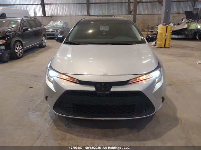 Продажа на аукционе авто 2022 Toyota Corolla Le, vin: 5YFBPMBE3NP284466, номер лота: 12703957