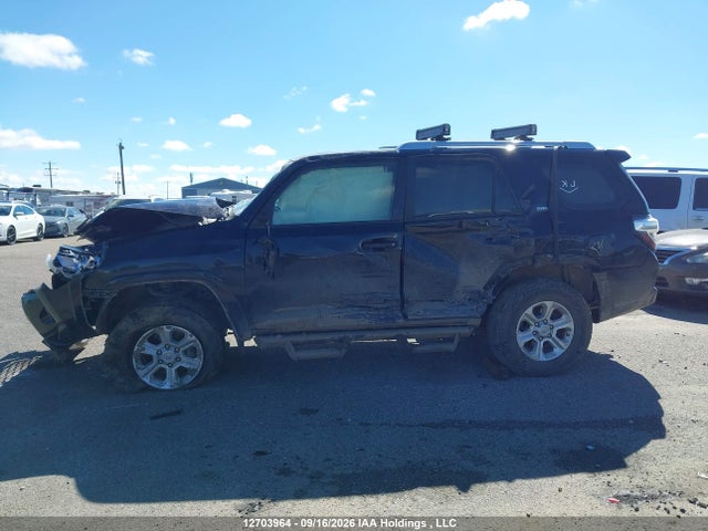 Auction sale of the 2015 Toyota 4runner Sr5/limited/trail/trd Pro, vin: JTEBU5JR5F5207028, lot number: 12703964