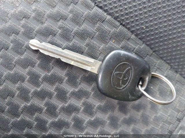 Продажа на аукционе авто 2006 Toyota Matrix Xr/xrs, vin: 2T1KR32E86C577592, номер лота: 12703973