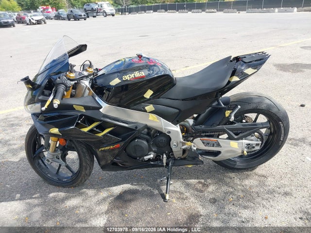 Продажа на аукционе авто 2022 Aprilia Rsv4 1100 Factory, vin: ZD4KYUB0XNS000447, номер лота: 12703978