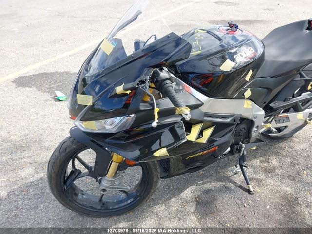 Продажа на аукционе авто 2022 Aprilia Rsv4 1100 Factory, vin: ZD4KYUB0XNS000447, номер лота: 12703978