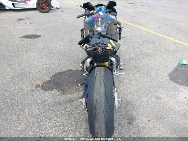 Продажа на аукционе авто 2022 Aprilia Rsv4 1100 Factory, vin: ZD4KYUB0XNS000447, номер лота: 12703978