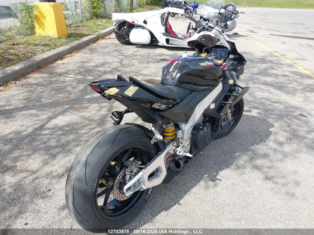 Продажа на аукционе авто 2022 Aprilia Rsv4 1100 Factory, vin: ZD4KYUB0XNS000447, номер лота: 12703978