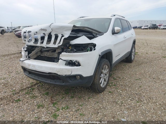 Jeep Cherokee Latitude 2015 1C4PJMCS4FW647894 Image 2