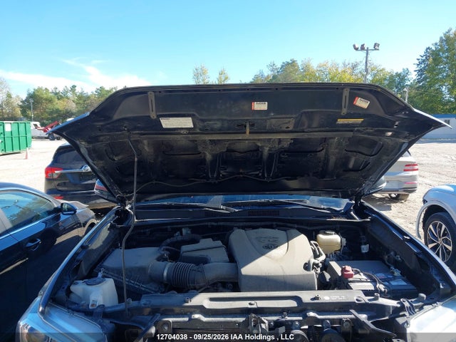 Toyota Tacoma 2019 5TFCZ5AN6KX174207 Image 10