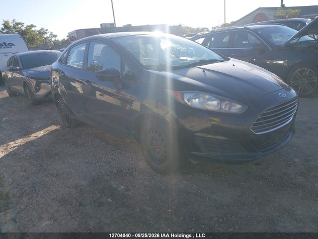 12704040 :رقم المزاد ، 3FADP4BJ0FM212239 vin ، 2015 Ford Fiesta Se مزاد بيع