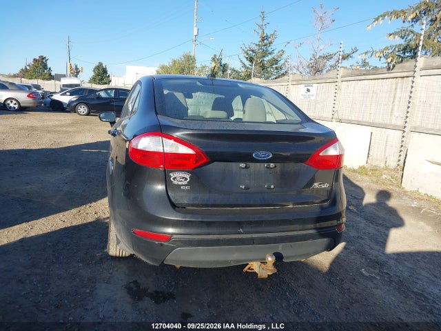 12704040 :رقم المزاد ، 3FADP4BJ0FM212239 vin ، 2015 Ford Fiesta Se مزاد بيع
