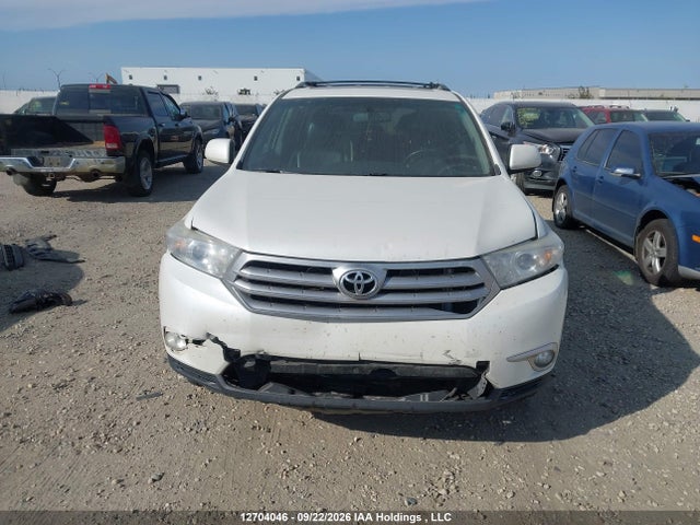 Aukcja sprzedaży 2013 Toyota Highlander V6, vin: 5TDBK3EH6DS235623, numer aukcji: 12704046