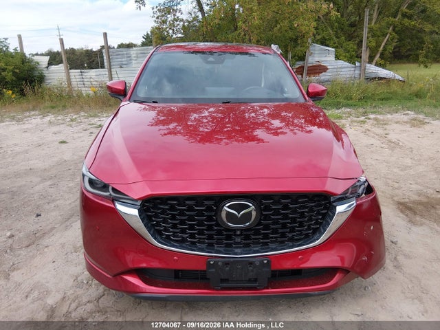 Продаж на аукціоні авто 2022 Mazda Cx-5 Signature, vin: JM3KFBEY5N0592396, номер лоту: 12704067