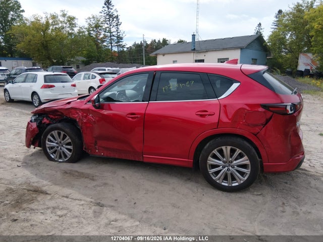 Продаж на аукціоні авто 2022 Mazda Cx-5 Signature, vin: JM3KFBEY5N0592396, номер лоту: 12704067