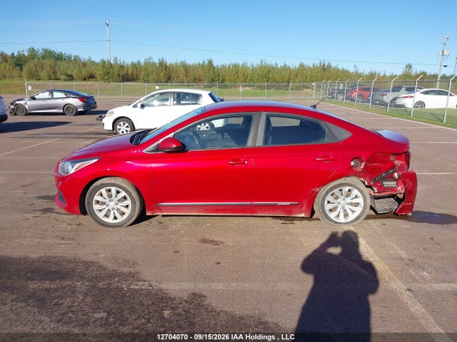 12704070 :رقم المزاد ، 3KPC24A3XKE078190 vin ، 2019 Hyundai Accent Se/sel مزاد بيع