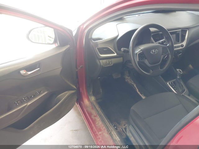 12704070 :رقم المزاد ، 3KPC24A3XKE078190 vin ، 2019 Hyundai Accent Se/sel مزاد بيع
