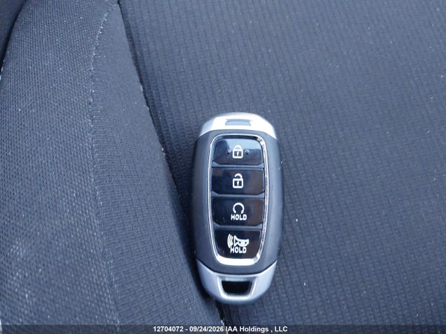 2020 Hyundai Venue მანქანა იყიდება აუქციონზე, vin: KMHRC8A38LU041698, აუქციონის ნომერი: 12704072
