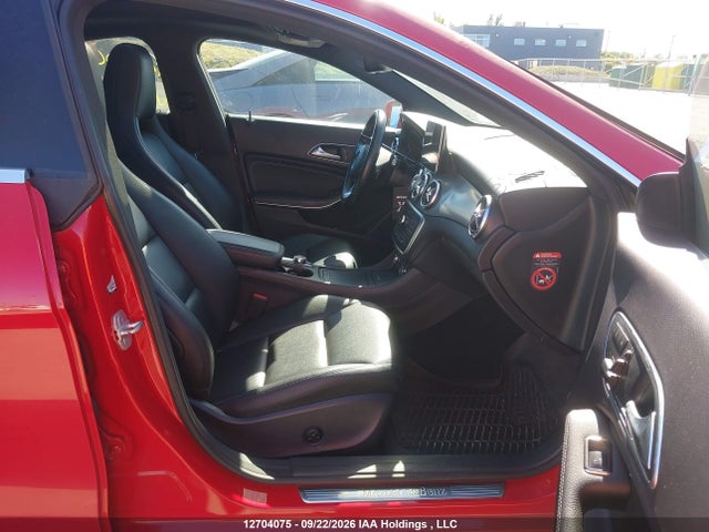 WDDSJ4GBXFN220977 Mercedes-Benz CLA 250 4MATIC