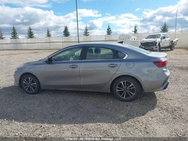 12704103 :رقم المزاد ، 3KPF34AD7PE700772 vin ، 2023 Kia Forte Ex/ex+/ex Premium مزاد بيع
