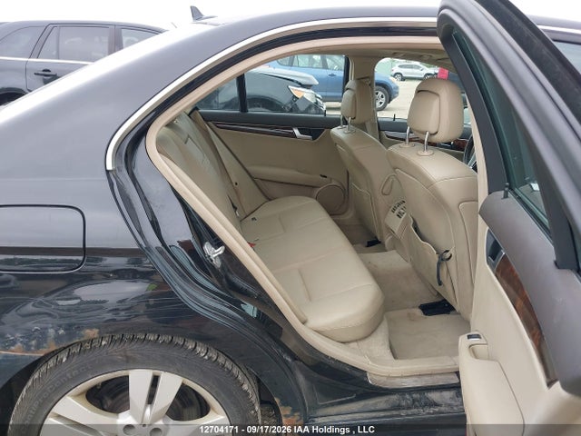 12704171 :رقم المزاد ، WDDGF8BB8CA635479 vin ، 2012 Mercedes-benz C 300 4matic مزاد بيع