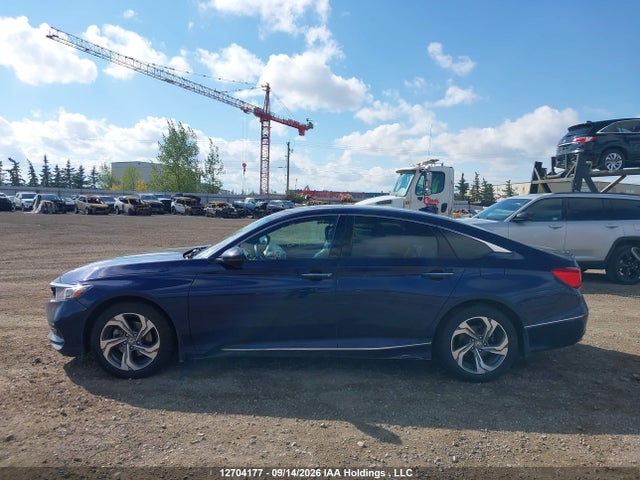 Продажа на аукционе авто 2018 Honda Accord Exl, vin: 1HGCV1F5XJA800213, номер лота: 12704177