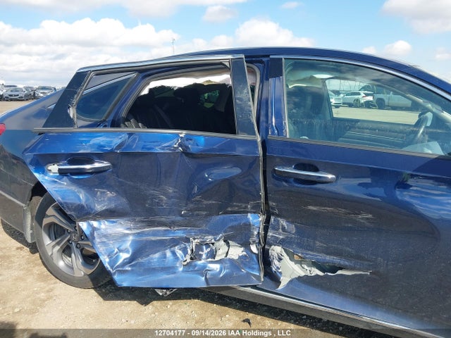 Продажа на аукционе авто 2018 Honda Accord Exl, vin: 1HGCV1F5XJA800213, номер лота: 12704177