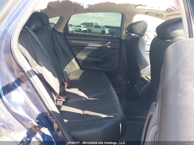 Продажа на аукционе авто 2018 Honda Accord Exl, vin: 1HGCV1F5XJA800213, номер лота: 12704177