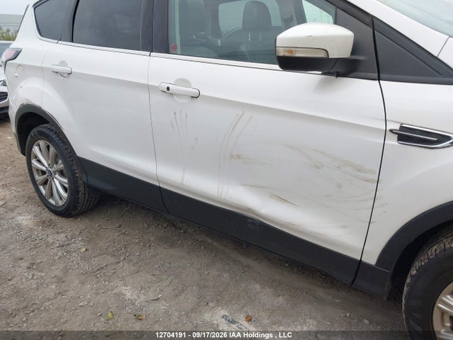 Ford Escape Titanium 2017 1FMCU9J93HUA70014 Image 20