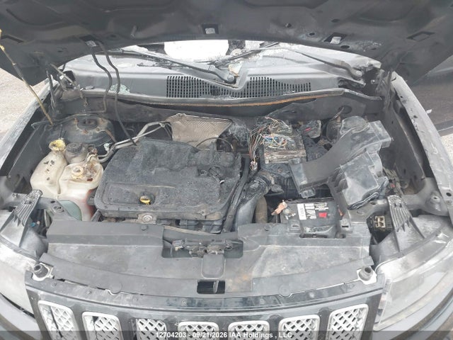 12704203 :رقم المزاد ، 1C4NJDAB6GD571554 vin ، 2016 Jeep Compass مزاد بيع