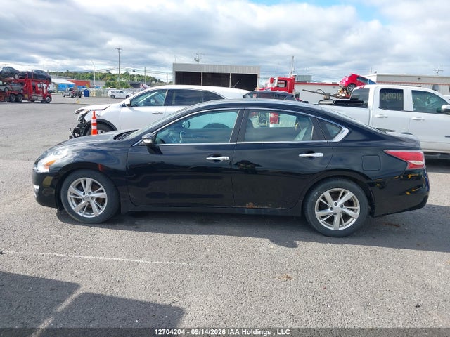 12704204 :رقم المزاد ، 1N4AL3AP7FN906270 vin ، 2015 Nissan Altima 2.5/s/sv/sl مزاد بيع