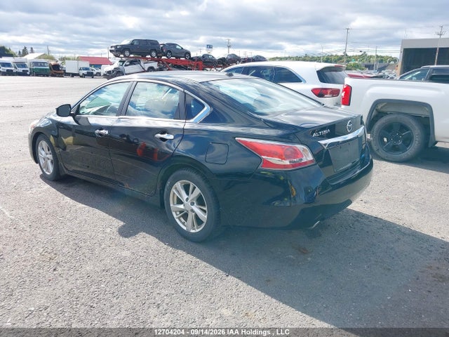 12704204 :رقم المزاد ، 1N4AL3AP7FN906270 vin ، 2015 Nissan Altima 2.5/s/sv/sl مزاد بيع