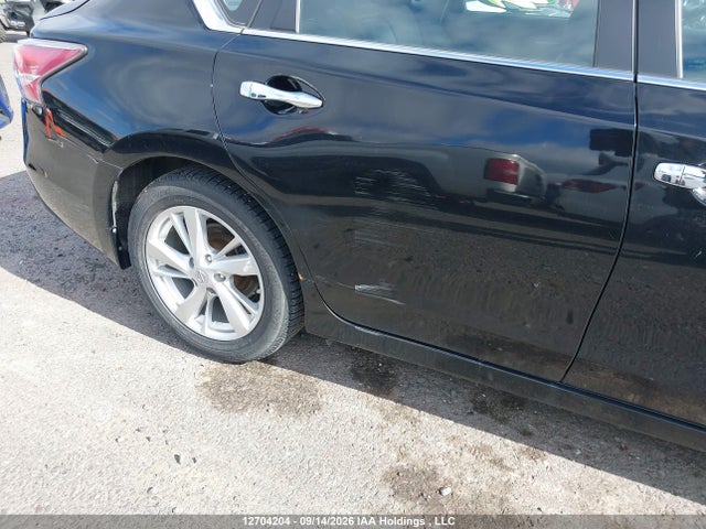 12704204 :رقم المزاد ، 1N4AL3AP7FN906270 vin ، 2015 Nissan Altima 2.5/s/sv/sl مزاد بيع